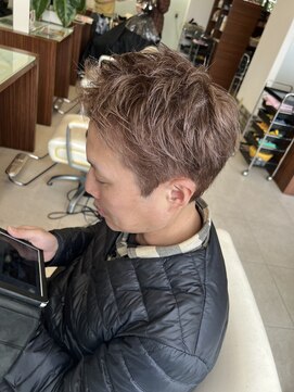 ヘアーアンドエステ ハラダ 滝ノ水店(Hair&Esthe Harada) ベージュハイライト/白髪ぼかし/メンズハイライト