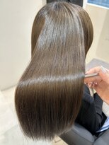 エミュスト(Emuest) 濃度5倍髪質改善トリートメント ☆