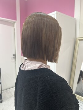 ユーナゴヤ(u nagoya) 切りっぱなしボブ