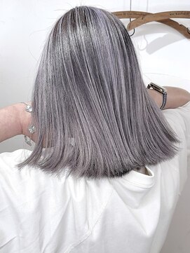 ブレイズヘアー(BLAZEhair) 【脱白髪カラー】ホワイトバレイヤージュ×ブリーチ2回