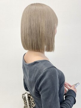 アンドワークス カシワ(&WORKS kashiwa) 極上のハイトーン切りっぱなしボブ