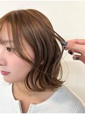 ミディアムレイヤー/ブラウンベージュアッシュ/顔まわりカット