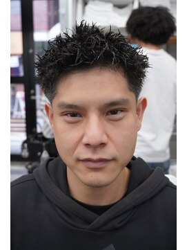 チルチェア ノースエリア 高円寺店(CHILL CHAIR north area.) ツイストスパイキーショート