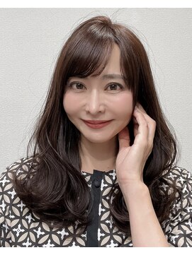 アイビー(ivy) 大人女性キュートウェーブ/アッシュブラウン