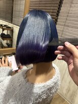ルルズ(LULUS)&nbsp;ネイビーブルーエンドカラーラベンダー京都駅ブリーチボブカット