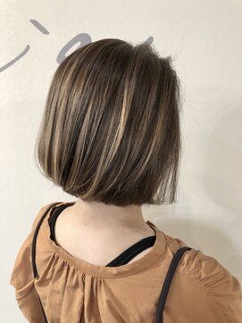 ラウレア(Laule'a) ファッショングレー<白髪染め>