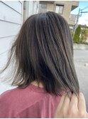 オリーブカラー×切りっぱなし