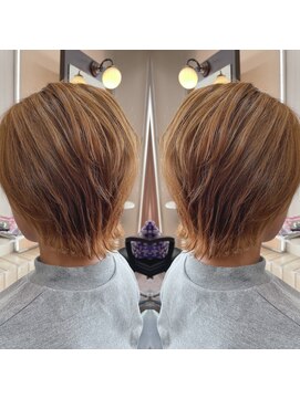 スターヘアメイク(STAR hair make) 外はねショート