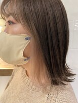 ベージュイヤリングカラー外ハネボブ【肥田亜沙美】