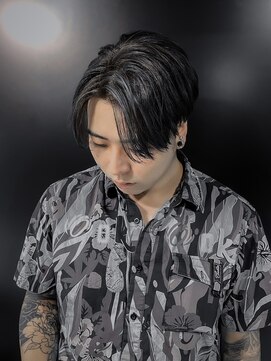 アウル 心斎橋(owl) センターパート/カラー/ダブルカラー/韓国/刈り上げ/ブリーチ