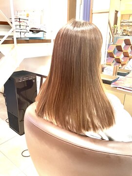 コア フィール ア デイ(COIFFURE A DAY) 【M3Dピコカラー】【見附今町M3D】髪質改善