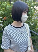 ナチュラルな前下がりボブ