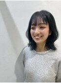 くびれミディ×ブリーチなしブルーカラー