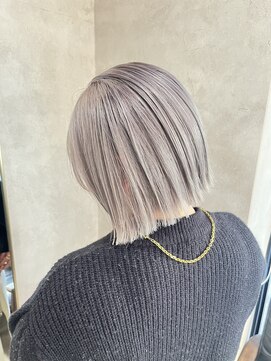 リエンス(RIENS) 【RIENS】シルバータッセルボブ×馬越麗奈