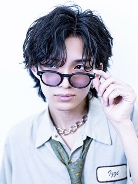 ビカム 名駅(become) 【大人センターパートパーマ】コンマバングツイストスパイラル