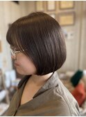 大人可愛いベージュボブ