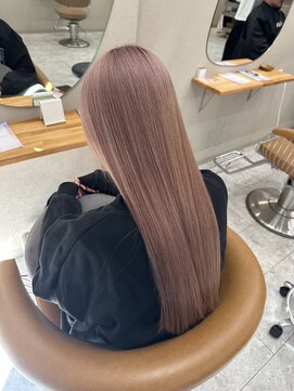 シカ 神戸三宮元町店(Cica) 透明感カラー　ブリーチ　ハイトーン　ピンクベージュ　三宮