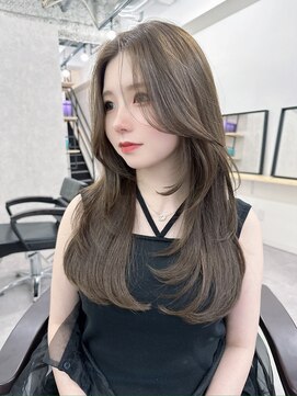 キティー サカエ(kiti SAKAE) グレージュ/レイヤーカット/ハッシュカット/オリーブベージュ/栄