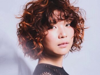 ミムデオム(MIMU de HOMME)の写真/貴方だけに似合うお洒落なウェーブデザインスタイルをご提案♪大人気似合せカットと骨格修正パーマで小顔に