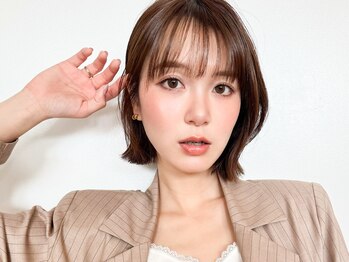 ビーチ(BEACH)の写真/似合わせレイヤーカットで、大人女子の顔まわりを華やかに。上質空間で美しさUP！◎ [青山/外苑前]