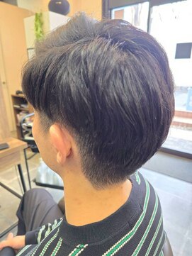 バセット バイ アルター 鎌取店(basset by aL-ter) 刈り上げセンターパート/波巻きツイストスパイラル/鎌取