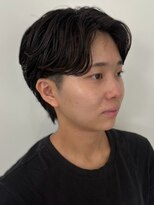 オンフ(ONFFO)&nbsp;韓国風 カルマヘア センターパート 刈り上げ 20代