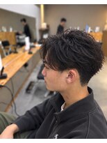 ノーマ(no-ma)&nbsp;【センターパート】直毛・毛流れが出にくい方に