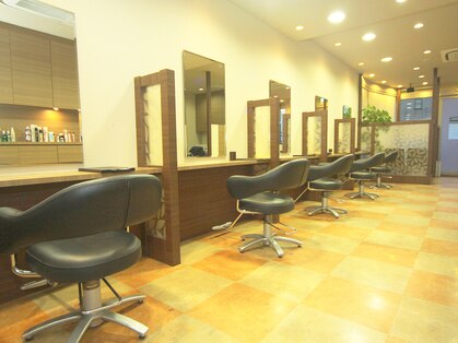 ヘアーラウンジラインビアス(Hair lounge Line Vias)の写真