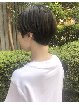 ミンナノポリシー(MIN NANO//POLICY) 【SORA/学芸大学】大人可愛いコンパクト黒髪ショートボブ