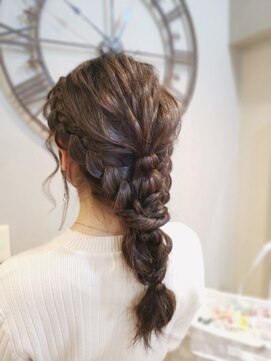 ヘアセットサロン ミント(Hair set salon MINT) 編みおろし