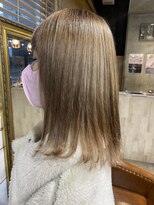 モモ(MOMO)&nbsp;とにかく明るくしたい！そんなベージュ