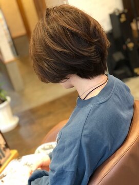 オカズ(Hair room Okazu) ☆レイヤー×ショートボブ☆