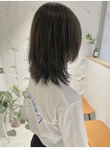【松本咲花】ウルフレイヤーカット　暗髪オリーブベージュ