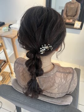 フェリーチェ(Felice) 編みおろし　編みポニー　ミディアムヘア　お呼ばれヘア