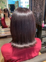 ヘアリゾート粋 ティガ 池袋店(tiga)&nbsp;ピンクブラウン/外はねロブ/艶髪