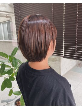 アサ(asa) ショートボブ