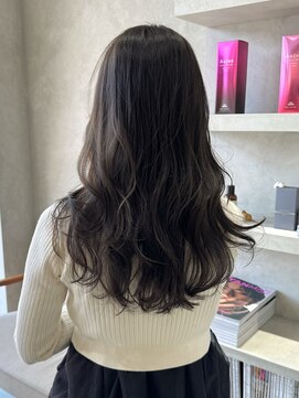 シベル(sibell) ロング/レイヤー/韓国風/赤み消し/透明感/ベージュ/カーキ