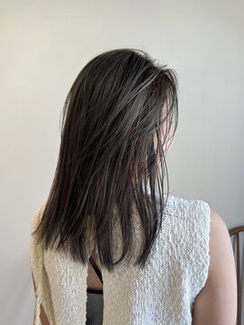 ニール シトロン 名古屋 伏見 丸の内(NEELU citron) 【Neelu_scuro_conoka】透明感オリーブベージュ
