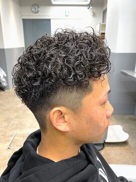 ノイセル 心斎橋(Noisyle) guest snap　刈り上げアップバングショート×プードルパーマ