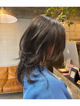 オムズ(OM's) レイヤーカット／ミディアムレイヤー