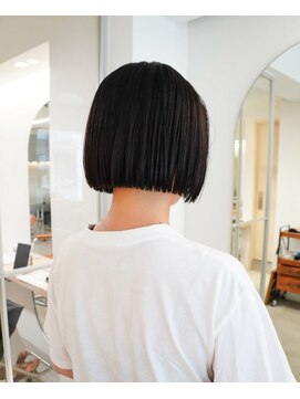 ロマリア 渋谷 渋谷宮益坂(Lomalia) 乾かすだけでキマる髪 黒髪ボブ