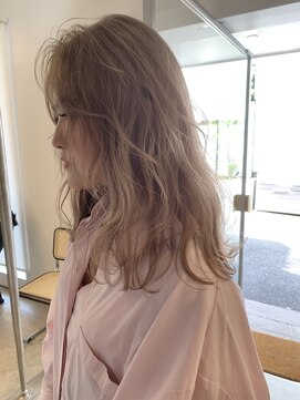 シキ 渋谷(siki) ハイトーン/ブリーチ/レイヤーカット/シアーカラー/渋谷/原宿