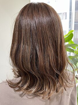 シア(sia) 夏のハイライトカラー☆