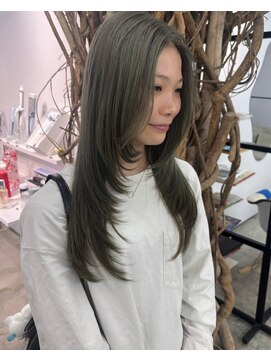 ソーソー(SoSo) オリーブカラーレイヤーカット3.7イメチェン