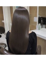 レゴヘアー(Lego Hair)&nbsp;白髪を活かす艶カラー×髪質改善