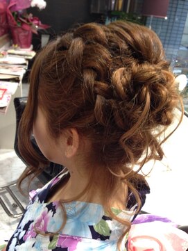 ヘアーサロン ジュエル(Hair Salon JEWEL) ふわふわ編み込みルーズアップ
