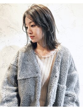 スティードトーキョー(Steed Tokyo) アッシュベージュ×外ハネロブ