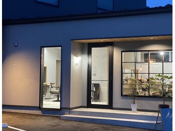 LUST hair works 【ルストヘアーワークス】