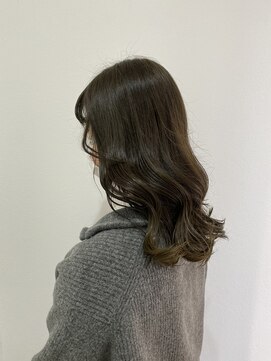 リムヘアーズボウグループ(Rim hairs BEAU group) カーキアッシュ