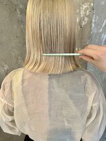 アンリ(Henri)&nbsp;【かしむらゆうか】ブロンドカラー/ブリーチ/ケアブリーチ/ボブ